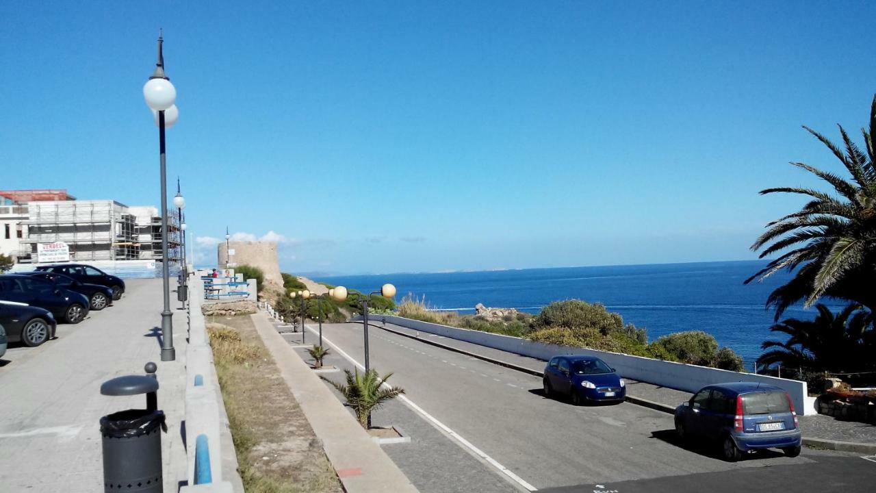 Luminoso Bilo Vista Mare Con Wi Fi A 150 Mt Da Rena Bianca Apartment Santa Teresa Gallura Bagian luar foto